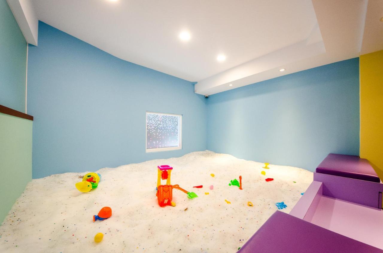 安尼赫時尚旅店 Anich Fashion Inn l 墾丁大街 l 免費停車 l Exterior foto